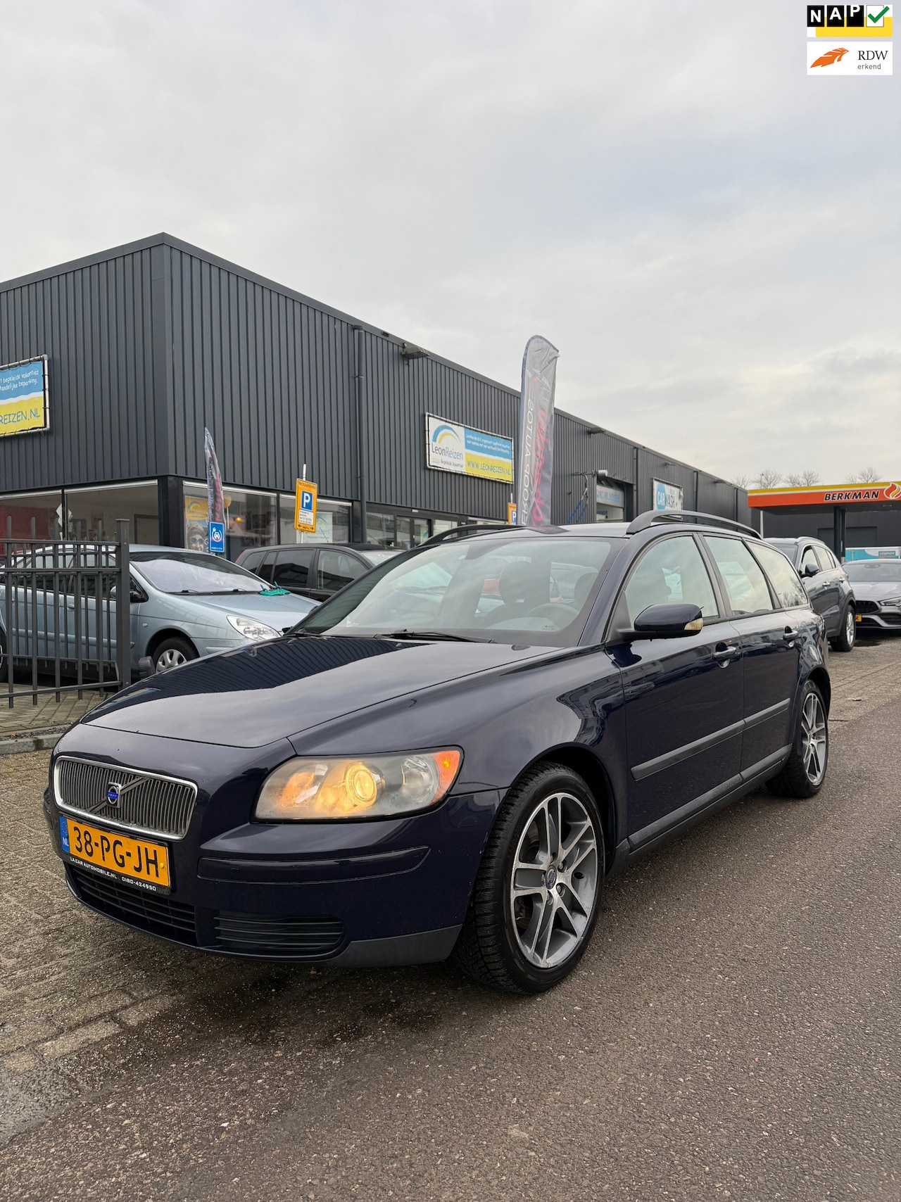 Volvo V50 - 2.4 2.4 - AutoWereld.nl