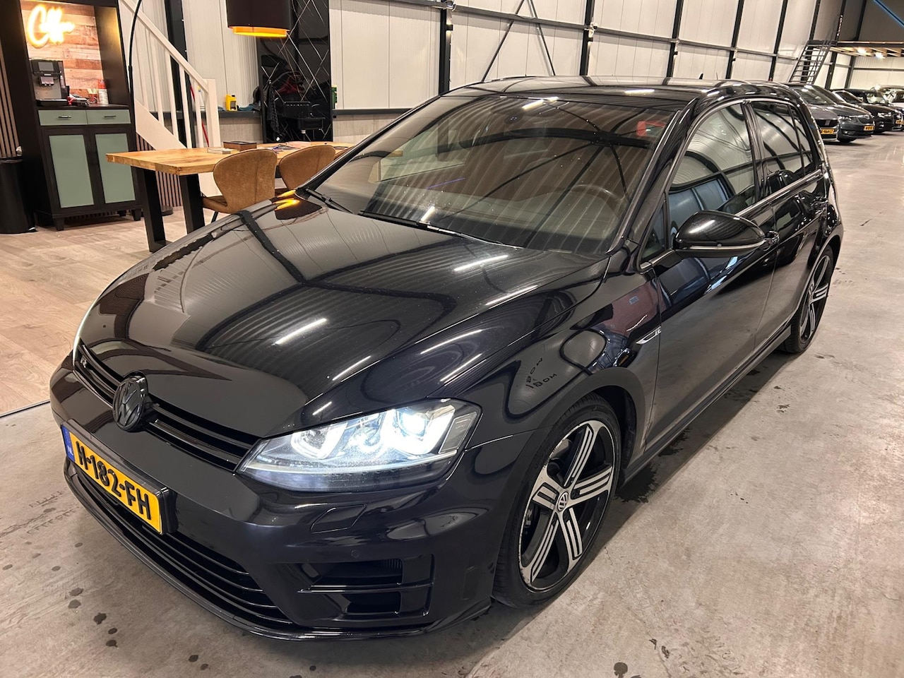 Volkswagen Golf - 2.0 TSI R 4Motion 2014 DSG APK - AutoWereld.nl