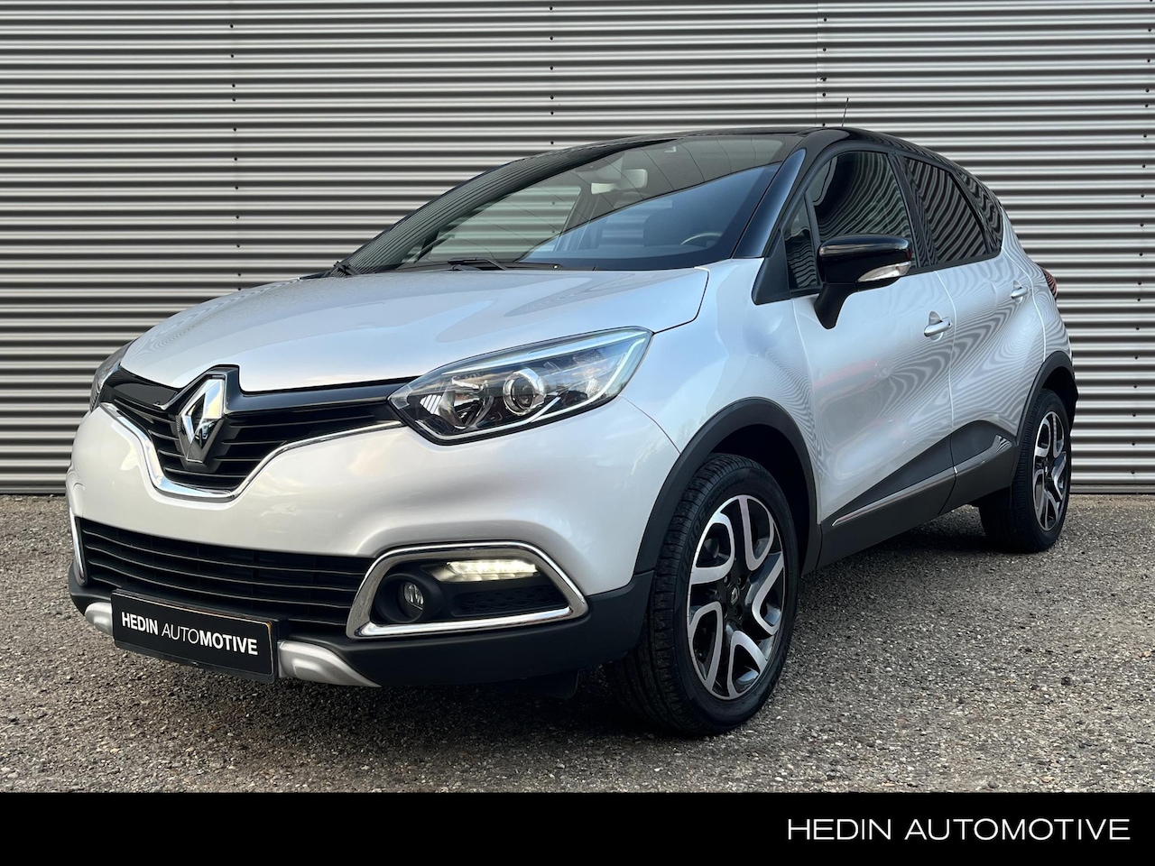 Renault Captur - 0.9 TCe Xmod / Nederlandse Auto / Lederen bekleding / Licht metalen velgen / Stoelverwarmi - AutoWereld.nl