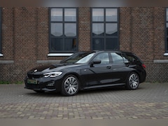 BMW 3-serie Touring - 318i High Executive