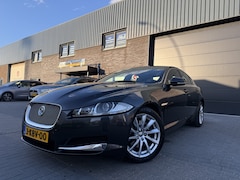 Jaguar XF - 2.0 Premium Business Edition | 12MND GARANTIE | AUTOMAAT | CRUISE | AIRCO | NAVI |