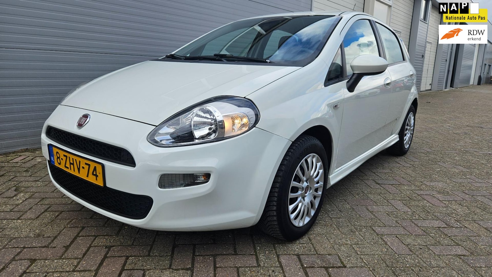 Fiat Punto Evo - 0.9 TwinAir Pop Bwj 2015 APK 12-2025 - AutoWereld.nl