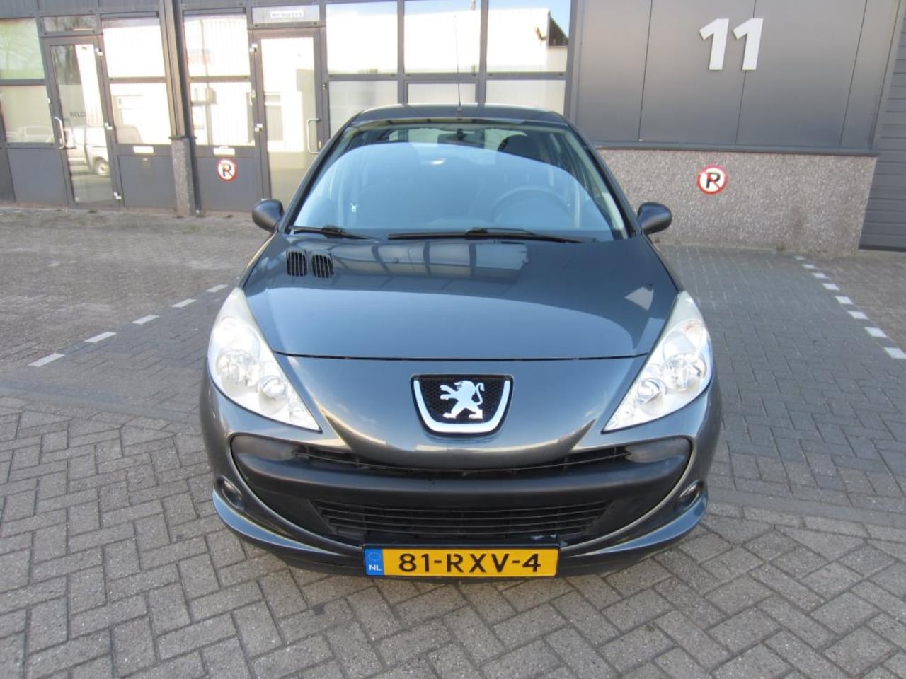 Peugeot 206 - 1.1 Accent 2011 Airco 96.000KM NAP! APK! - AutoWereld.nl