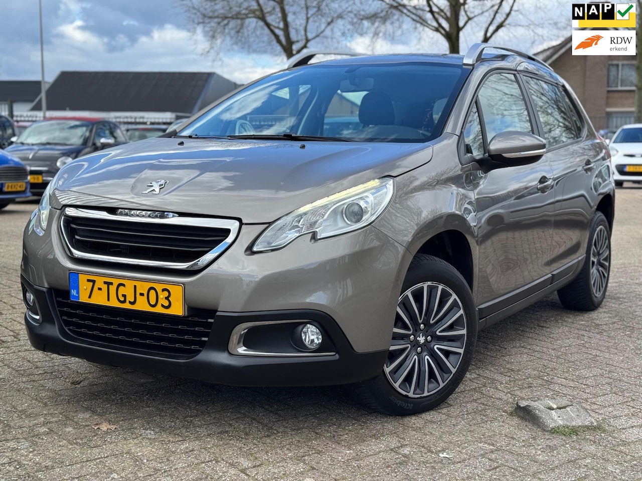 Peugeot 2008 - 1.6 VTi Active 120PK GR.SCHERM NAP NW.APK CRUISE CTRL - AutoWereld.nl