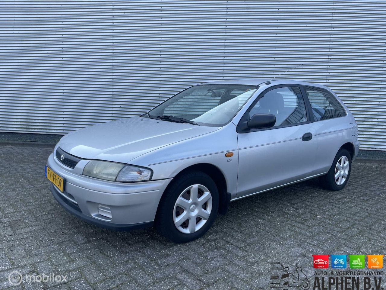 Mazda 323 - 1.5i P GLX - Automaat - Airco - Nap - - AutoWereld.nl