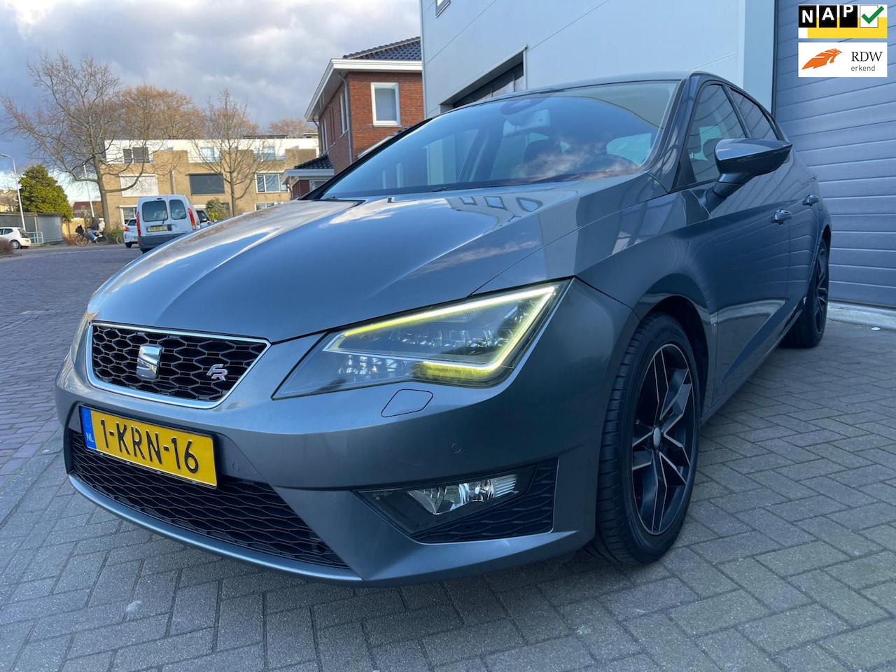 Seat Leon - 1.4 TSI FR/Navi/Climate-c/Cruise-c/Leder/Led/NL auto/2eigenaar/Goed-onderhouden - AutoWereld.nl