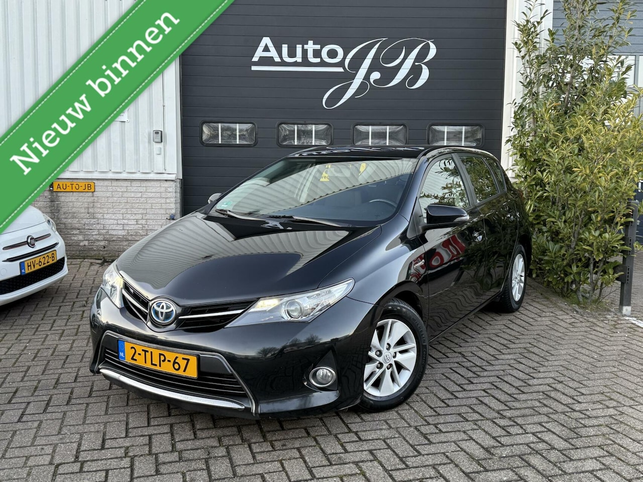 Toyota Auris - 1.8 Hybrid DYNAMIC | CRUISE | CAMERA | NETJES!! - AutoWereld.nl