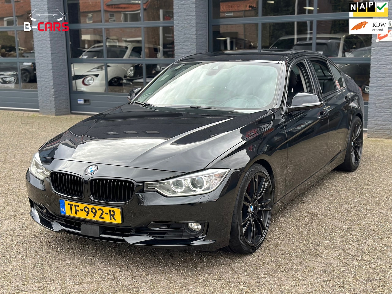 BMW 3-serie - 335i High Executive HeadUp|Leer|NaviXl|Stoelvw|Camera - AutoWereld.nl