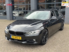 BMW 3-serie - 335i High Executive HeadUp|Leer|NaviXl|Stoelvw|Camera