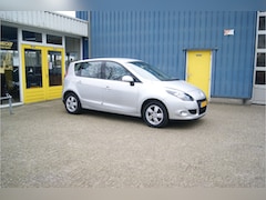 Renault Scénic - 2.0i Dynamique Automaat, Airco/ECC, Navi, MOOI