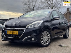 Peugeot 208 - 1.2 PureTech Signature NAVI NAP CRUISE PDC AIRCO APK 2027