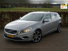 Volvo V60 - 1.6 T3 R-Design|Dealeronderhouden|Nette staat|Nap