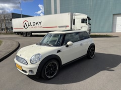 MINI One - 1.4-16V Pepper 6-Bak 96 PK. Zeer leuke van de tweede eigenaar