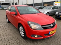 Opel Astra GTC - 1.6 Sport Airco Elektr pakket LM Velgen Rijdt en schakelt perfect