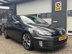 Volkswagen Golf - 2.0 GTD