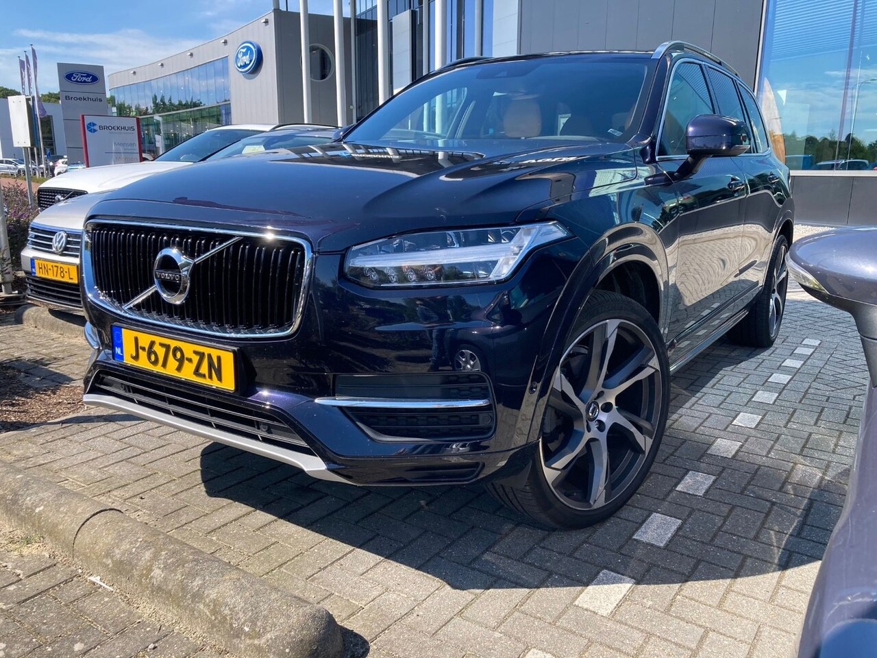 Volvo XC90 - 2.0 D4 R-Design - AutoWereld.nl