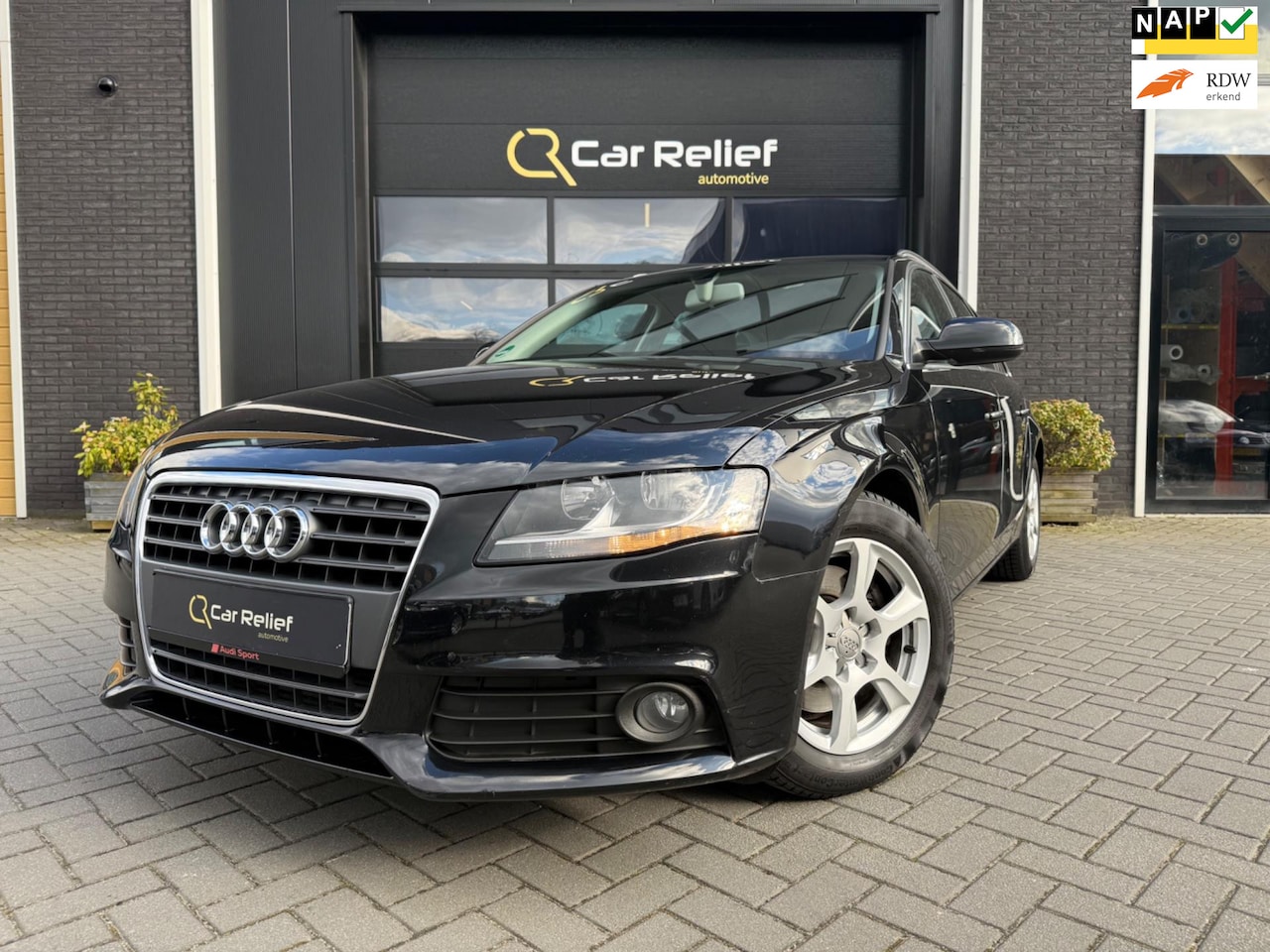 Audi A4 Avant - 1.8 TFSI Pro Line Business 1.8 TFSI Pro Line Business, Trekhaak, Parkeersensoren, Climate Control, Navigatiesysteem, - AutoWereld.nl