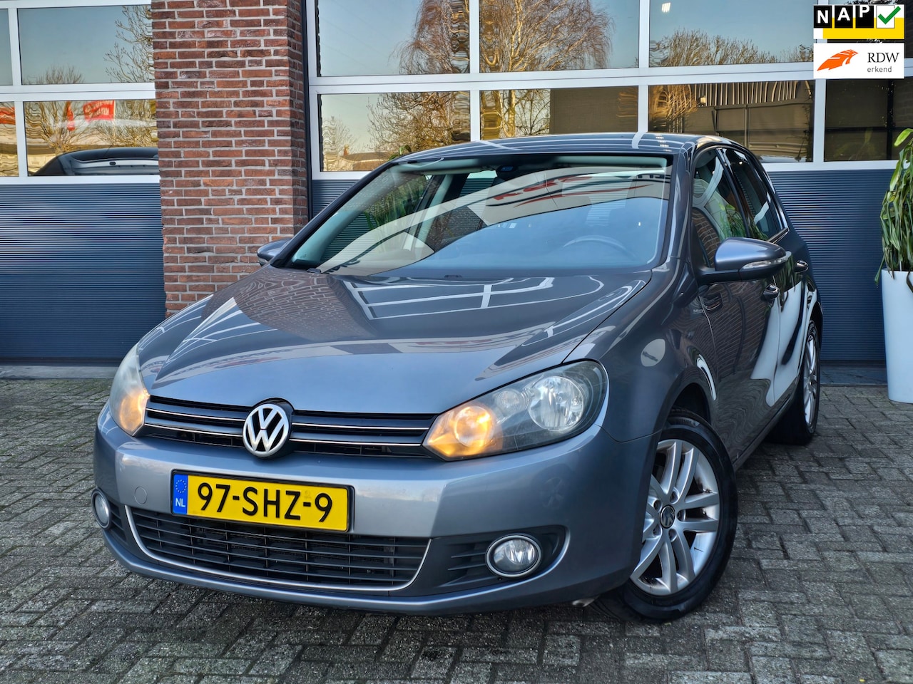 Volkswagen Golf - 1.2 TSI Highline BlueMotion 5DR |Nap |Cruise |Clima |Navi - AutoWereld.nl