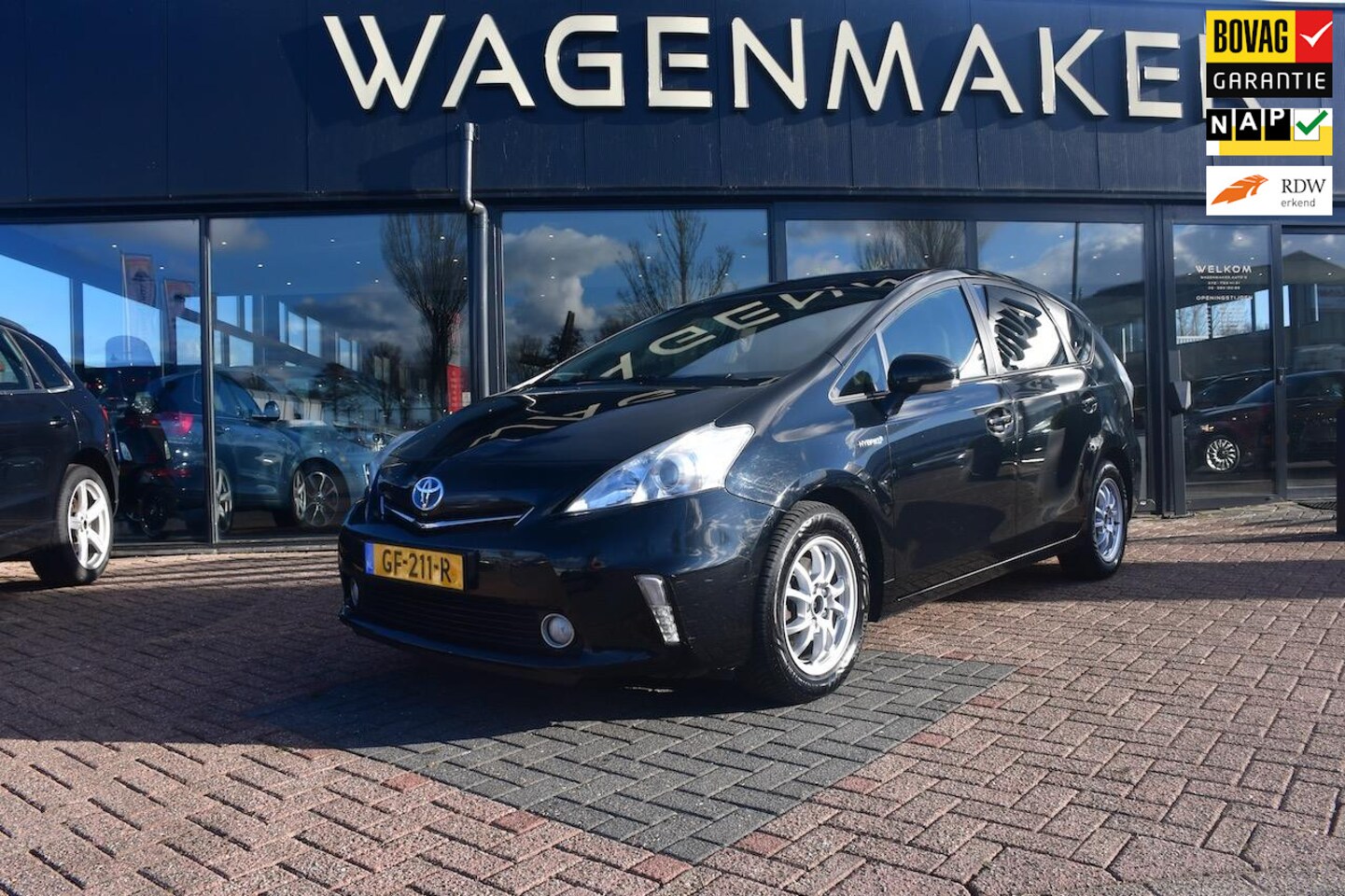 Toyota Prius Wagon - 1.8 Aspiration 96g Cruise|NAV|PANO|CAM|7P - AutoWereld.nl