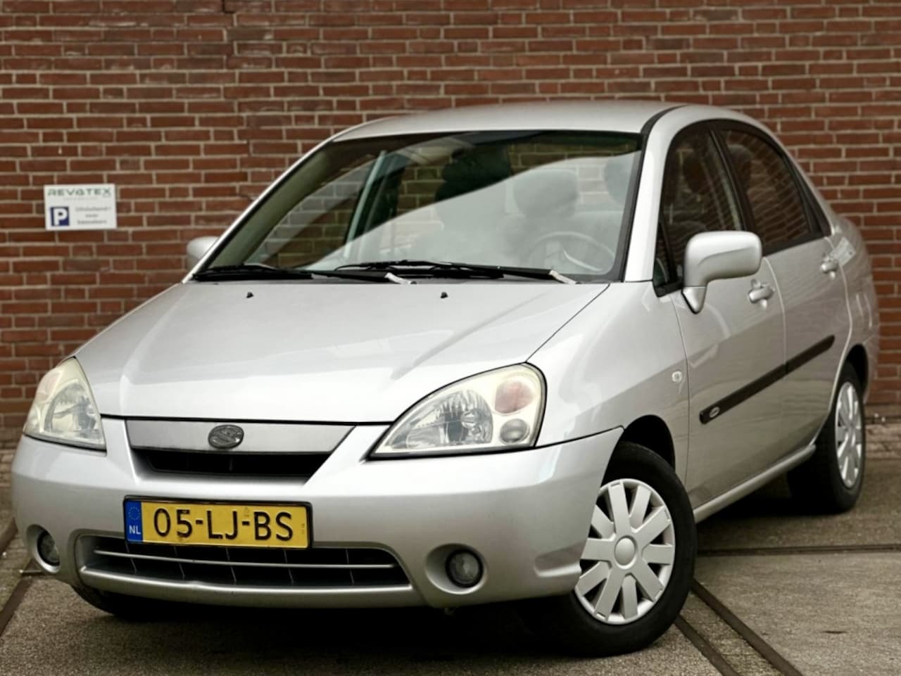 Suzuki Liana - 1.6 GLX 1.6 GLX - AutoWereld.nl