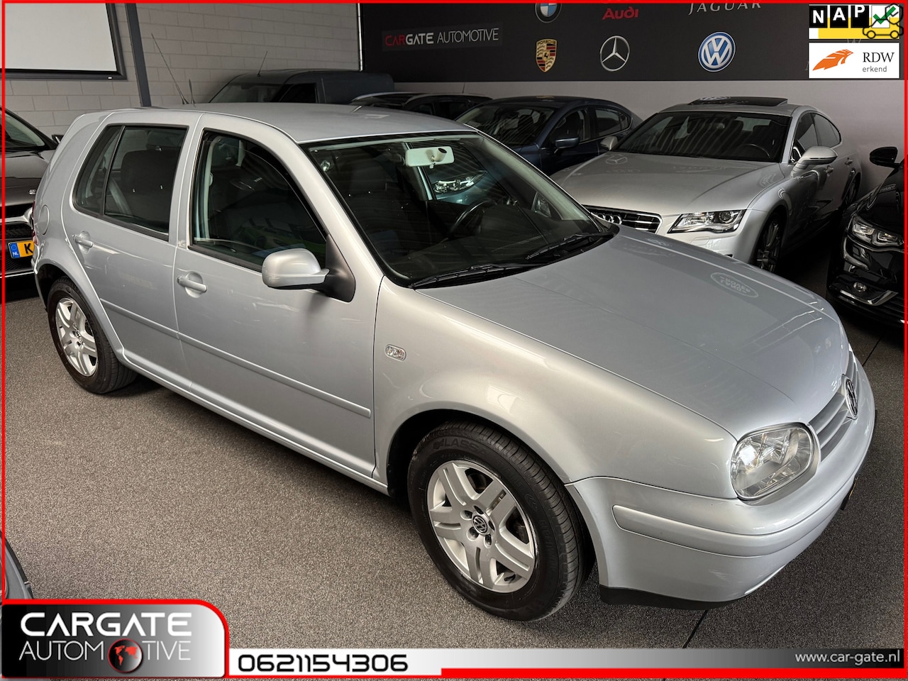 Volkswagen Golf - 2.0 Highline|NAP|Netteauto|Airco - AutoWereld.nl