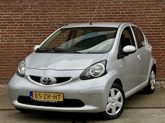 Toyota Aygo - 1.0-12V +