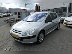 Peugeot 307 - 1.6 16V 5-DEURS XR