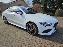 Mercedes-Benz CLA-Klasse - 250 e AMG Night NAP/Pano/Sfeerv/Trekh/Widescreen/Memory