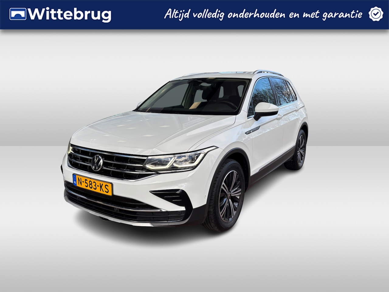 Volkswagen Tiguan - 1.5 TSI Elegance / Virtual Cockpit / Led verlichting / achteruitrijcamera / stoelverwarmin - AutoWereld.nl