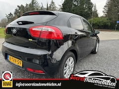 Kia Rio - 1.2 CVVT World Cup Edition, airco, cruise, leer, p.sensoren