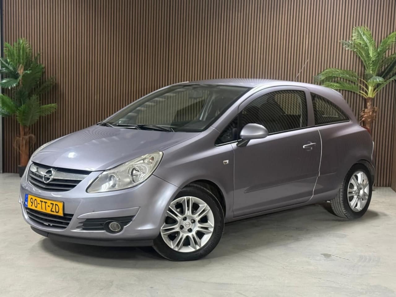 Opel Corsa - 1.2-16V Enjoy 1.2-16V Enjoy - AutoWereld.nl