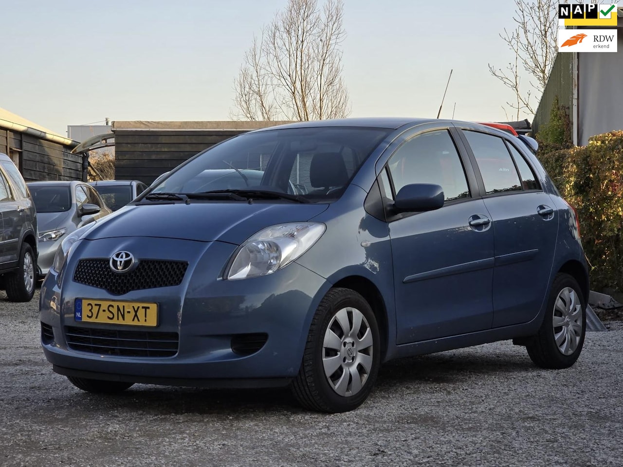 Toyota Yaris - VVTi Sol Airco/5 deurs - AutoWereld.nl