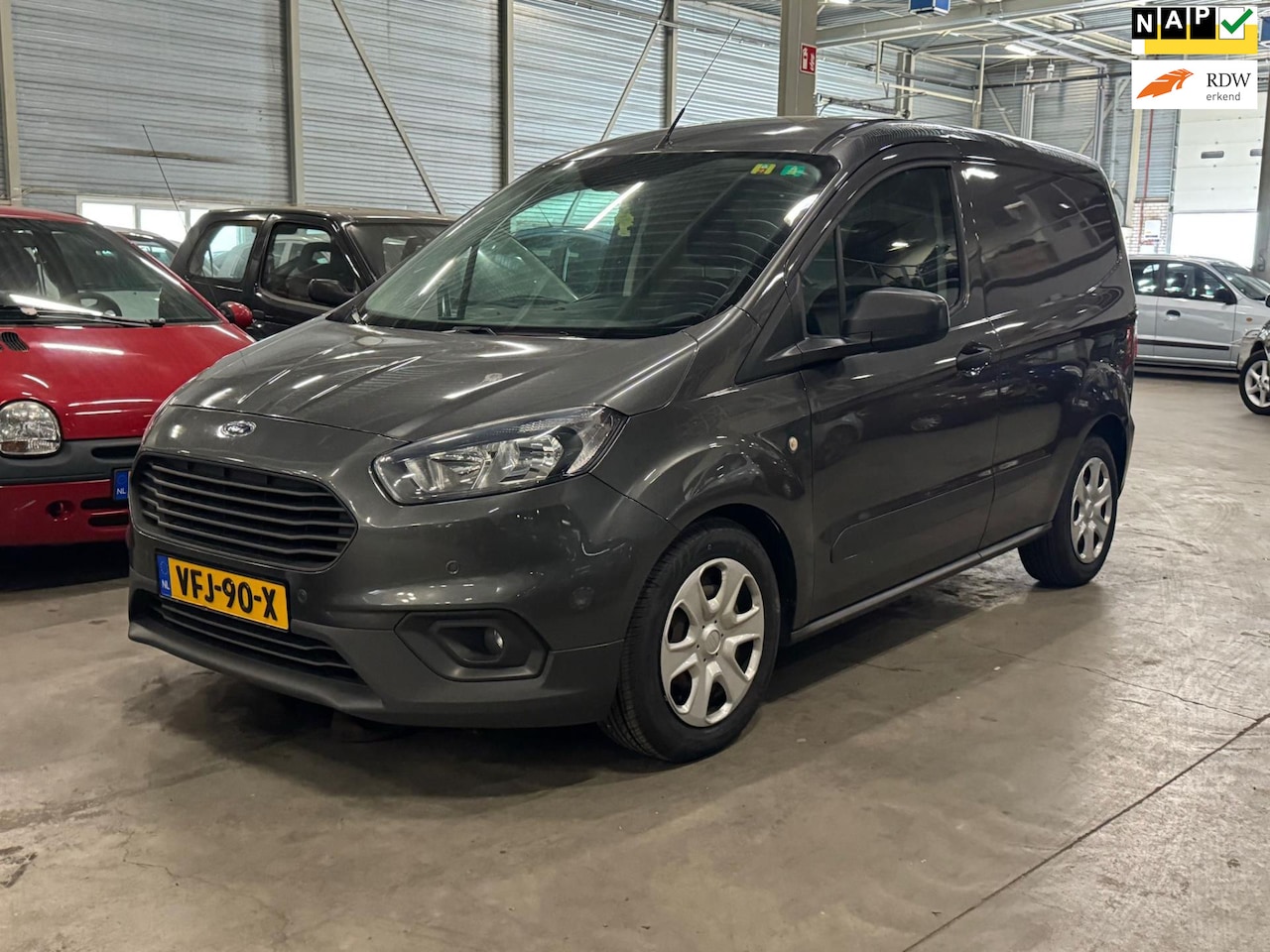 Ford Transit Courier - 1.5 TDCI Trend 1.5 TDCI Trend - AutoWereld.nl