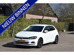 Volkswagen Polo - 96 PK TSI Highline ECC Navi Carplay stoelverwarming