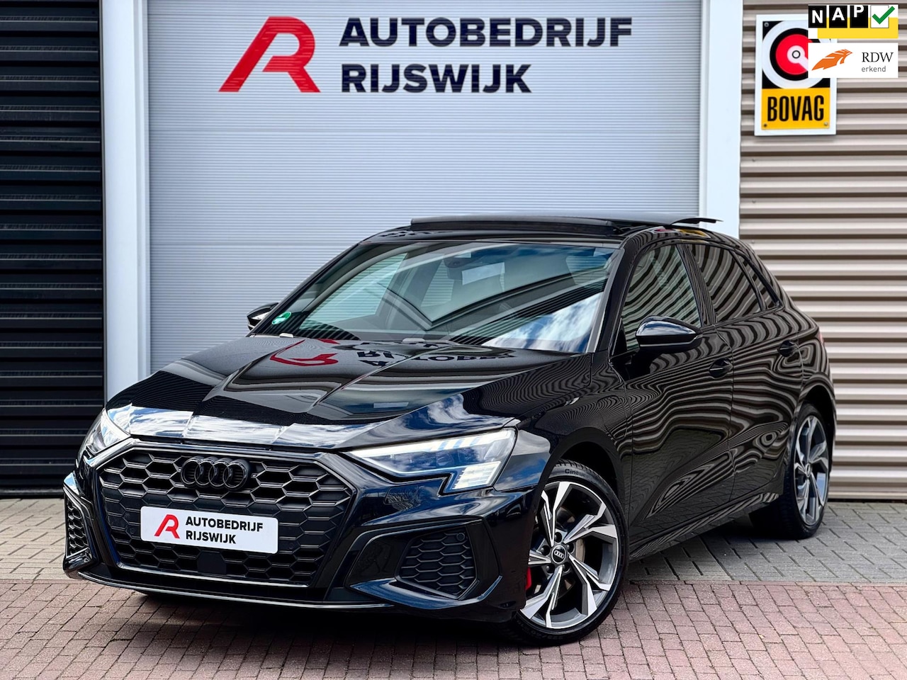 Audi A3 Sportback - 45 TFSI e S edition Competition B&O/Pano/Matrix - AutoWereld.nl