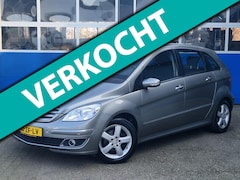 Mercedes-Benz B-klasse - 200 / Automaat / Trekhaak / Cruise control / ECC / All season banden