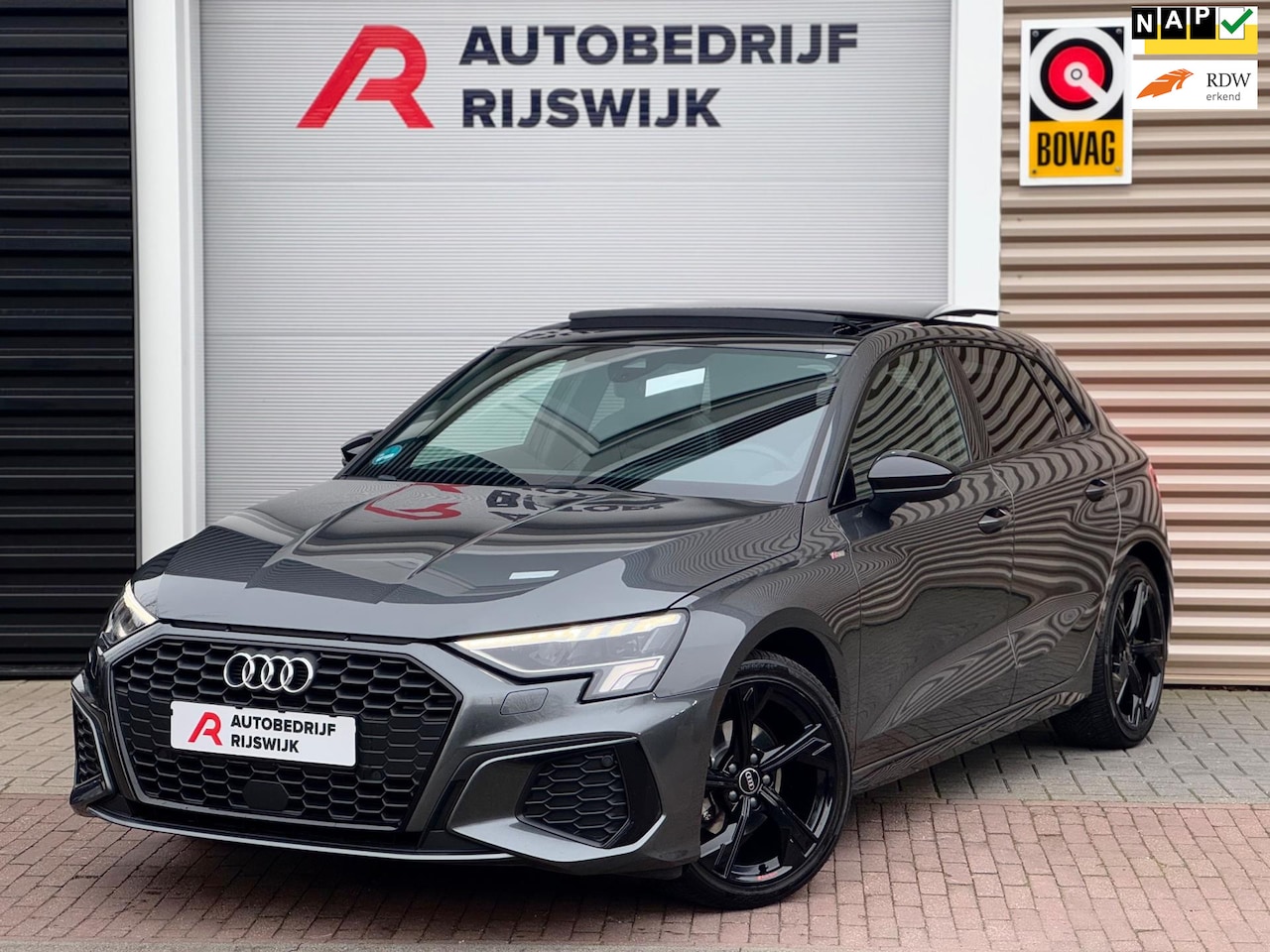 Audi A3 Sportback - 35 TFSI edition one Pano/Matrix/Camera - AutoWereld.nl