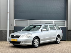 Skoda Octavia Combi - 2.0 TDI Elegance bj.2009 Autom|Leder|Trekhaak