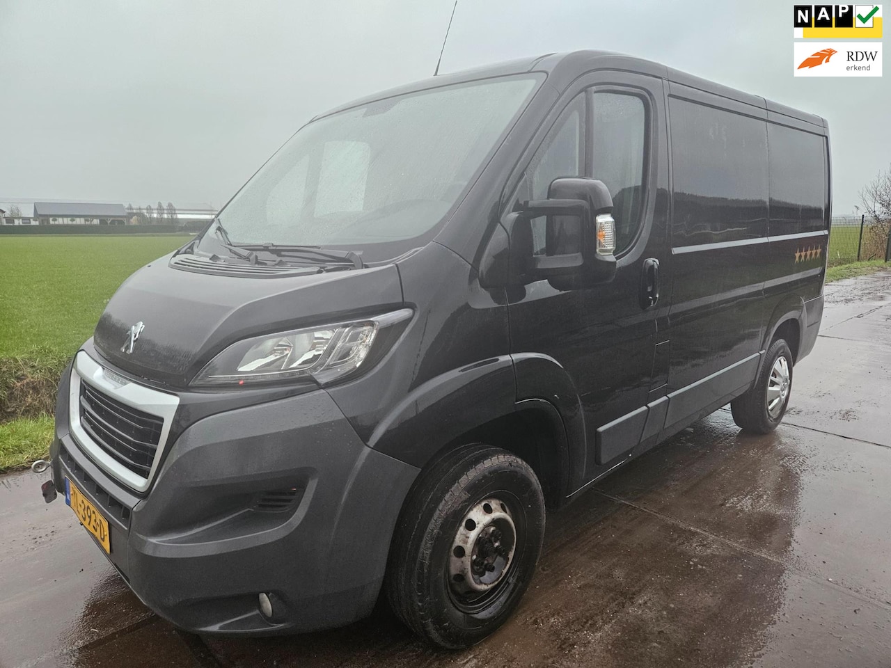 Peugeot Boxer - 330 2.2 HDI L1H1 DC Profit+/ airco/ navi/ bj 2014/ euro 5 - AutoWereld.nl