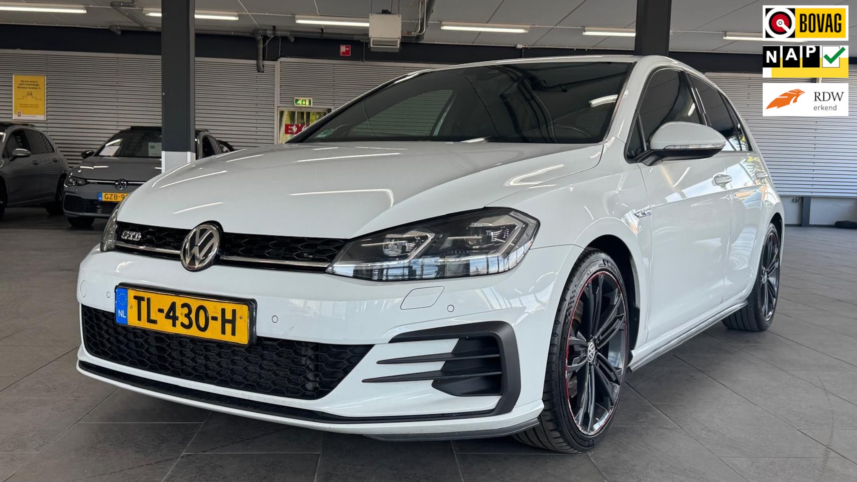 Volkswagen Golf - 2.0 TDI GTD virtual cockpit dynaudio matrix sfeer led adaptieve cruise controle - AutoWereld.nl