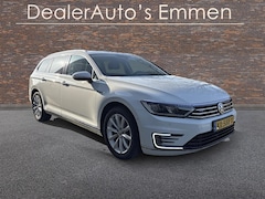 Volkswagen Passat Variant - 1.4 TSI GTE ECC PANODAK VIRTUAL LED NAVIGATIE