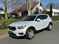 Volvo XC40 - 1.5 T3 163PK Automaat•Trekhaak•Pano