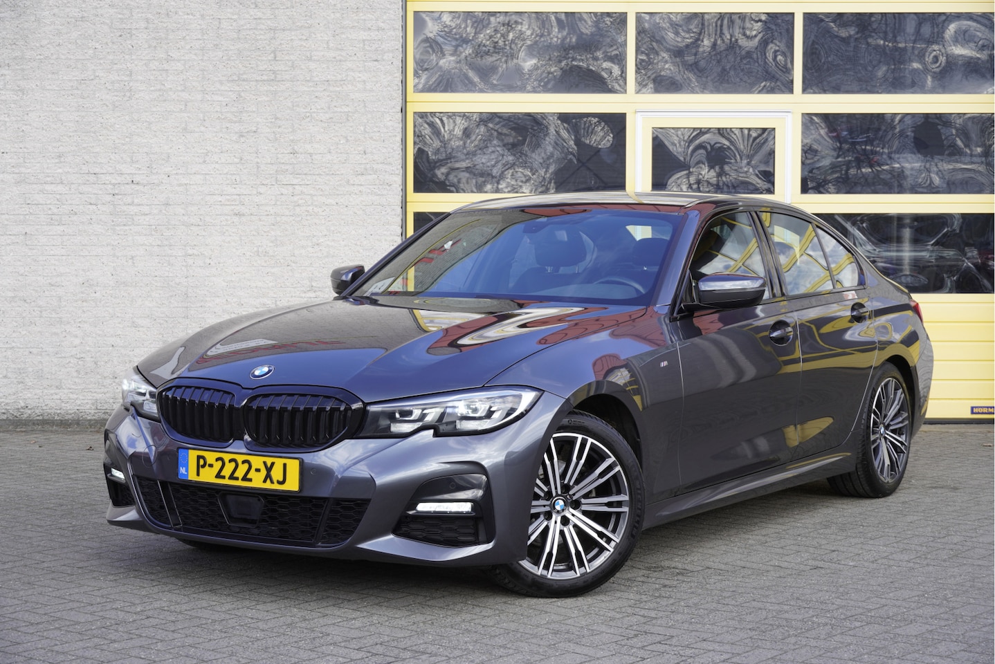 BMW 3-serie - 320d 191PK! Automaat M-Sport High Executive BJ2021 Lmv 18" | Led V+A | Pdc | Navi | Elek. - AutoWereld.nl