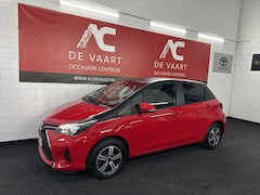 Toyota Yaris - 1.0 VVT-i Trend Bi-Tone - NAVI/CAM/LANEASSIST