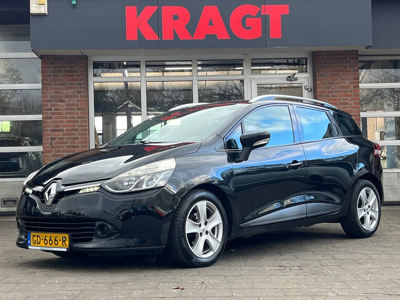 Renault Clio Estate - Expression 1.5 dCi - AUTOMAAT - airco - NAVI - AutoWereld.nl