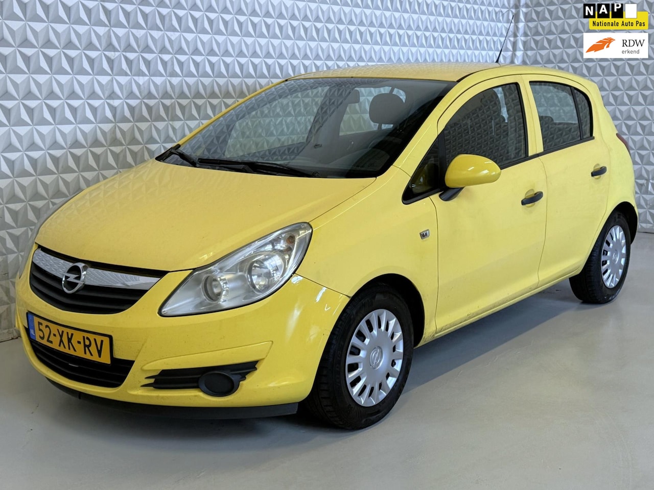 Opel Corsa - 1.2-16V Essentia APK 02/2026 AIRCO én 5-deurs (2007) - AutoWereld.nl