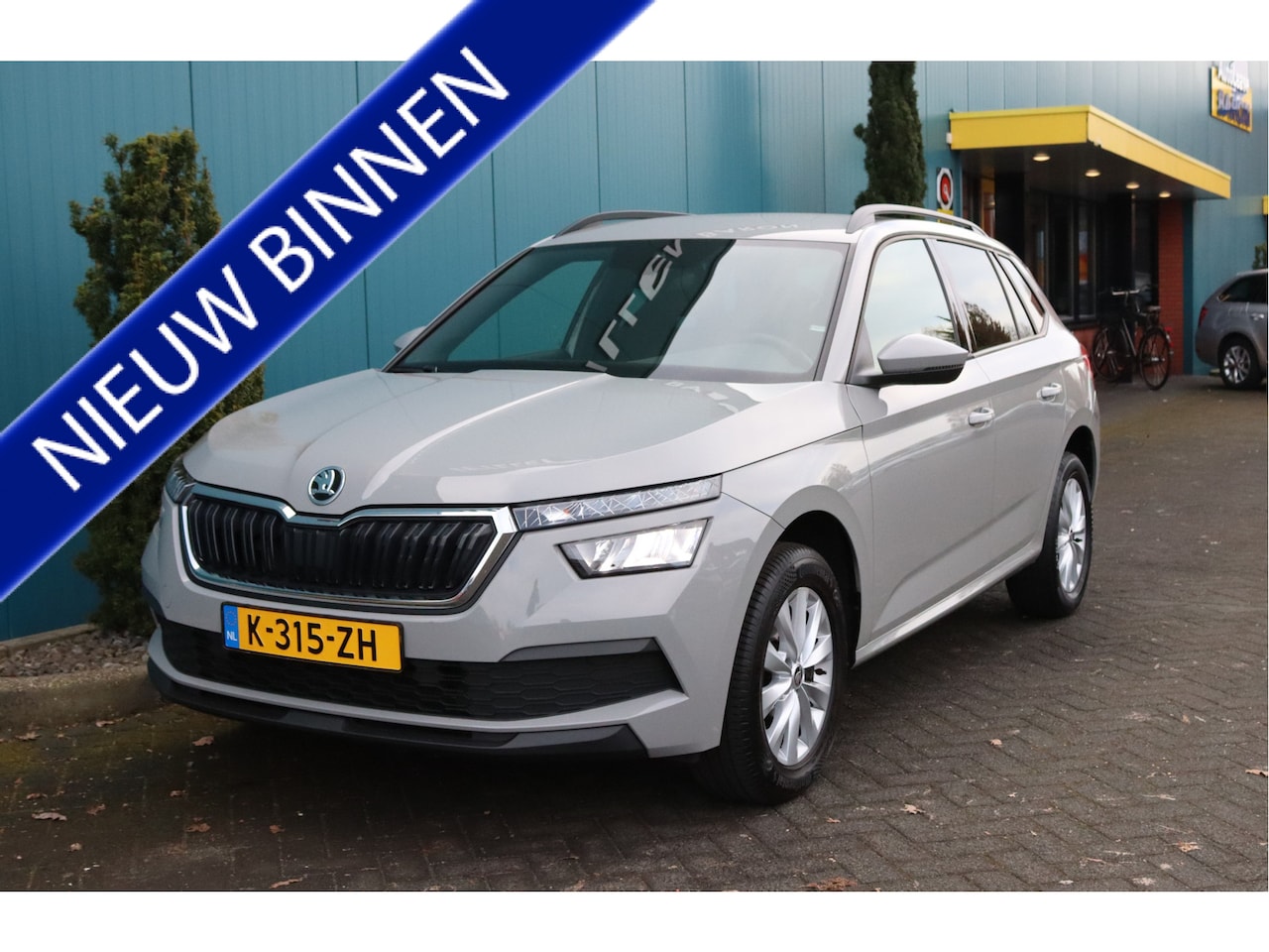 Skoda Kamiq - 1.0 TSI Sport Business ECC|LMV|PDC|LED|NAV.VIA.APP|CARPLAY|LANE ASSIST. - AutoWereld.nl