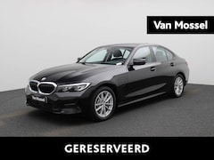 BMW 3-serie - 330e | Navigatie | Camera | Climate-Control | Cruise-Control | Apple-Carplay |