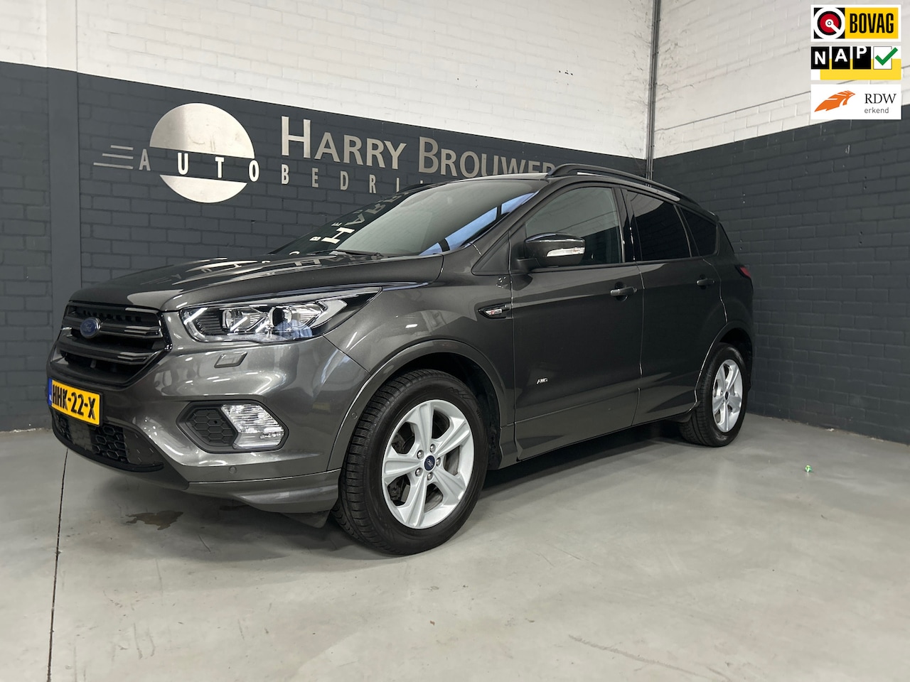 Ford Kuga - 1.5, 4WD, ST-Line, Nieuwe motor, Volle uitvoering, zeer mooie staat. - AutoWereld.nl