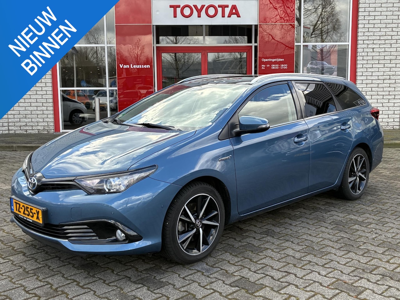 Toyota Auris Touring Sports - 1.8 Hybrid Dynamic Ultimate 1.8 HYBRID DYNAMIC ULTIMATE - AutoWereld.nl